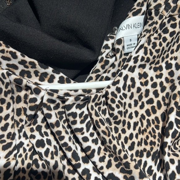 GUC - Picture 2 of 2